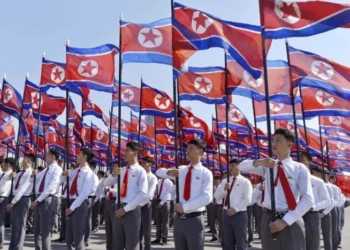 เกาหลีเหนือยิงขีปนาวุธ 2 ลูกลงทะเลญี่ปุ่น โตเกียวประท้วงรุนแรง