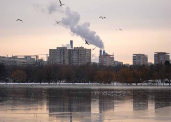 Freezing rain, ice disrupt travel across central and eastern Europe