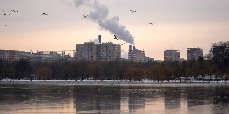 Freezing rain, ice disrupt travel across central and eastern Europe