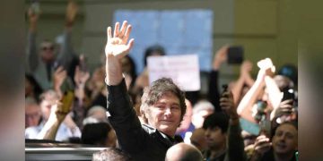 As Trump talks tariffs, Argentina welcomes 1st huge shipment of Chinese EVs