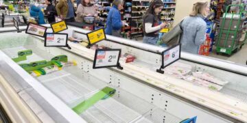 Empty Supermarket Shelves, Flights Cancelled: US Gears Up For Heavy Snow Storm