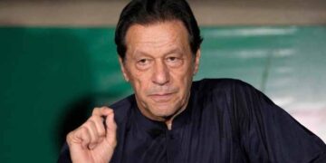 Imran Khan could permanently lose eyesight without urgent medical care, PTI warns