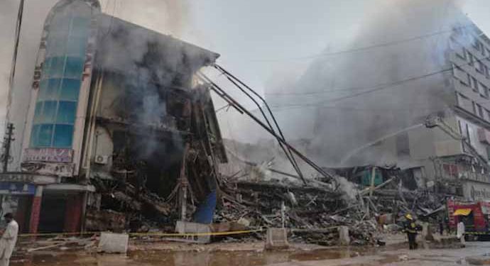 Pakistan: Firefighters search for 65 missing after Karachi shopping mall fire kills six