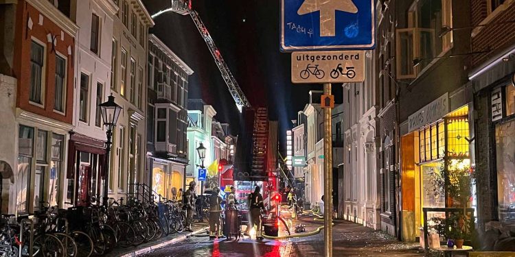 Explosion in Netherlands injures at least 4, causes widespread damage
