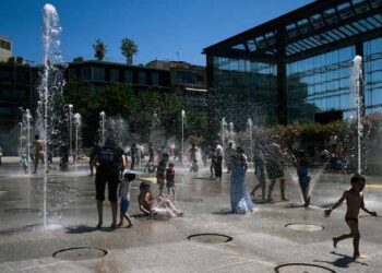 Nearly Half Of World’s Population Could Suffer Extreme Heat By 2050, Oxford Study Warns