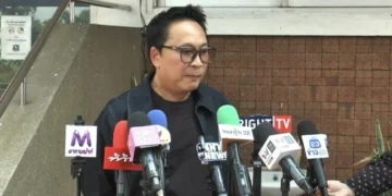 “เปิ้ล นาคร” ขึ้นโรงพักล่อจับคนโกงเงิน “หม้อแม่จูน” พบเป็นลูกจ้างขับรถ ยอมรับสารภาพต่อหน้า