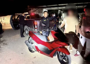 รวบแก๊งเขมรแสบตระเวนลักจยย.ในพื้นที่ อ.ปลวกแดง จ.ระยอง ยึดของกลาง 13 คันซุกในบ้านเช่าเร่งขยายผลล่าเครือข่าย