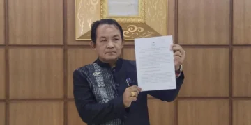 “พี่ศรี” ร้อง กกต.ส่งศาลยุบพรรคส้ม เมินลงดาบ สส.ทำผิดศีลธรรมก่อคดีข่มขืน แถมส่งลงสมัคร สส.