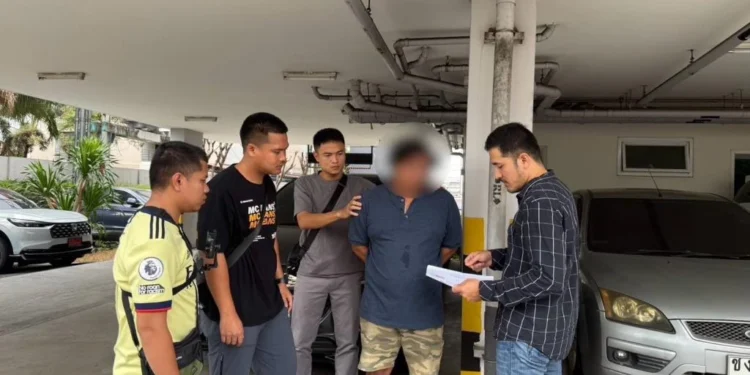 ปพ.รวบ “เอ๋ พระราม2" มือยิงถล่มอริดับ 2 - หนีโทษจำคุก 12 ปี 9 เดือน 1 ปพ.รวบ “เอ๋ พระราม2″ มือยิงถล่มอริดับ 2 – หนีโทษจำคุก 12 ปี 9 เดือน