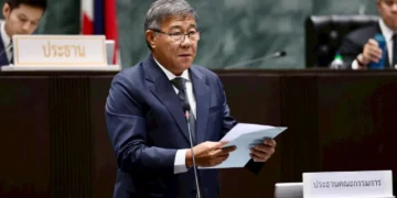 มติเอกฉันท์! สภา กทม. ไฟเขียวงบเพิ่มปี 69 กว่า 4 พันล้าน จ่ายเดินรถ–ซ่อมบำรุงรถไฟฟ้าสายสีเขียว