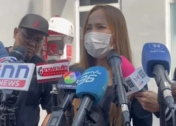 ศาลสั่ง “เจ๊หนิง” ภรรยาอาจารย์นายร้อยตำรวจ จ่าย 8 ล้าน เยียวยา “เมียโจ๊ก” ปมหมิ่นเป็นชู้กับผัวตัวเอง