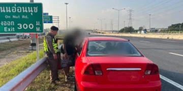 ตร.ทางหลวง จับ“รส บางเสาธง” เอเย่นค้าไอซ์ขณะรถจอดเสียไหล่ทาง