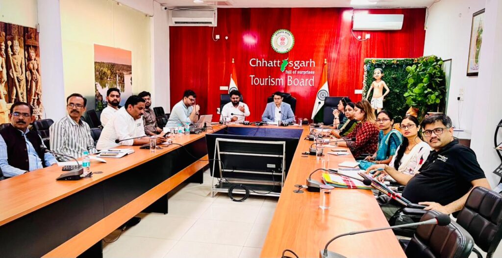 प्रबंध संचालक श्री विवेक आचार्य की अध्यक्षता में छत्तीसगढ़ टूरिज्म बोर्ड की ऑनलाइन बैठक आयोजित 1 WhatsApp Image 2026 02 10 at 11.26.46 AM