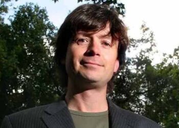 Asos founder Quentin Griffiths dies after fall from 17th floor of Thailand home