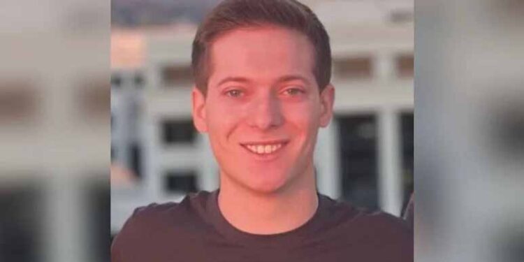 "If Your Job Is On Screen, AI Is Coming For It": HyperWrite CEO's Big Warning 1 “If Your Job Is On Screen, AI Is Coming For It”: HyperWrite CEO’s Big Warning