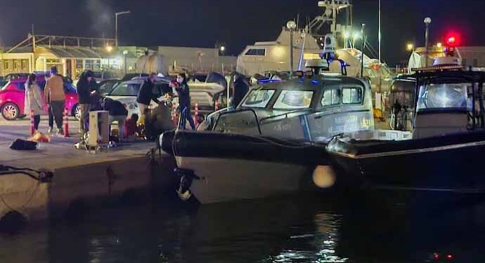 Collision off Chios between migrant boat and Greek Coast Guard kills 15