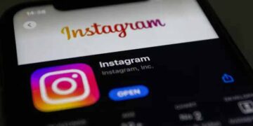 Instagram To Alert Parents When Teens Search For Suicide Terms