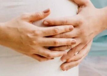 Chinese Influencer Under Fire For Posting Wife’s 23-Hour Labour For Views: “Shameless Marketing”