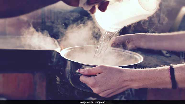 Girl In Singapore Suffers Tongue Burns After McDonald’s Staff Mistake