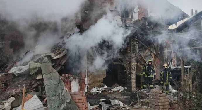 Russia-Ukraine drone strikes intensify, Moscow shuts airports after interceptions 1 Russia-Ukraine drone strikes intensify, Moscow shuts airports after interceptions