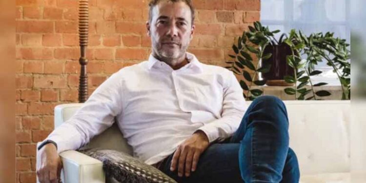 “Difficult Decisions Taken”: Washington Post CEO Resigns After Mass Layoffs