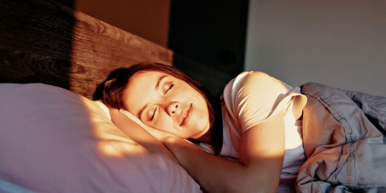 Can snacks help you sleep?