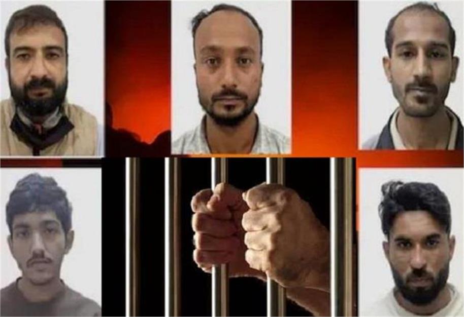 Five Pakistanis Jailed in Bahrain After Posting Videos of Iranian Attacks, Raising Questions Over Islamabad’s Overseas Oversight 1 2026 3image 18 55 540369550pak1 ll