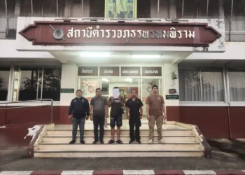 กัดไม่ปล่อย!ชุดสืบ ภ.6 ตามซิวถึงเชียงแสน เครือข่ายบัญชีม้าหนีหมายจับ ลากไส้-จับแก๊งขนเงินข้ามแดนอีก 3 ล่าอีก 4