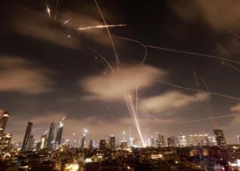 เตือนรบยึดเยื้ออีก 1 สัปดาห์ สหรัฐฯ-ยิวเดือดร้อนแน่ เหตุขาดแคลนอาวุธสกัดกั้นขีปนาวุธอิหร่าน