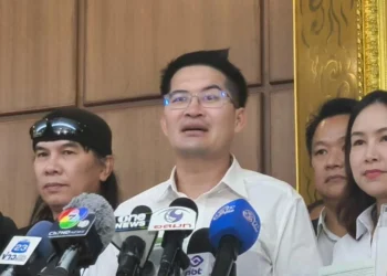 “เต้” ยื่นแล้วตั้งพรรคก้าวล้ำ คงนโยบายเดิม จี้ “อนุทิน” รับรองเงินผดุงเกียรติทหารผ่านศึก เร่งขุดน้ำมันอ่าวไทยไม่ต้องแบ่ง “ฮุนเซน”