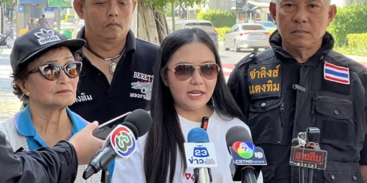 เหยื่อร้อง ป. อดีตนางเอกดังตุ๋นลงทุนสร้างซีรีย์วาย เสียหายกว่า 10 ล้าน