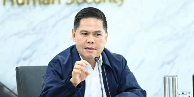 เปิดเซฟนักการเมืองหลังพ้น สส. ‘ท็อป วราวุธ’ รวย 765 ล้าน – ‘ฐิติมา ฉายแสง’ 256 ล้าน – ‘สุรเกียรติ์ เทียนทอง’ 254 ล้าน