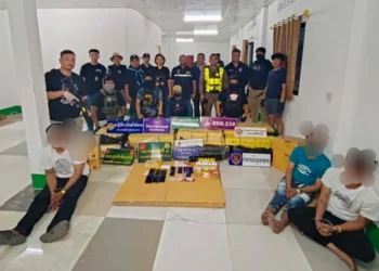 ทลายแหล่งพักยาบ้า! กลางเมืองมุกดาหาร ตชด.ภาค 2 ยึดของกลางกว่า 4 ล้านเม็ด