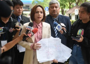 “กฤษอนงค์” เบิกความไต่สวนมูลฟ้อง คดีฟ้องกลับ “ดิไอคอน -บอสพอล-บอสปัน” เรียกร้องความเป็นธรรมให้ตัวเอง