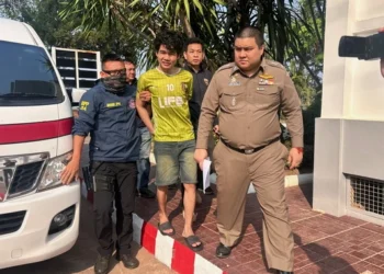 ไม่สลด! หนุ่มลาวแซวตำรวจไทยเก่งจริงจับได้ไว อ้างฆ่าหั่นศพแฟนสาวเหตุปันใจชิ่งหนี เจอคาตาอยู่กับหนุ่มอื่น