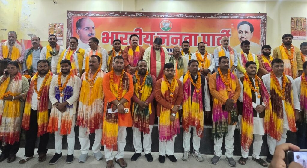 कार्यकर्ताओं की सक्रियता से संगठन होगा मजबूत – राधेश्याम त्यागी 1 WhatsApp Image 2026 03 24 at 5.27.53 PM