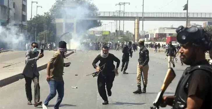 Pakistan in Chaos: Military Courts to Try Gilgit-Baltistan Security Site Attackers