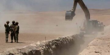 Chile’s president begins building border barrier less than week into term