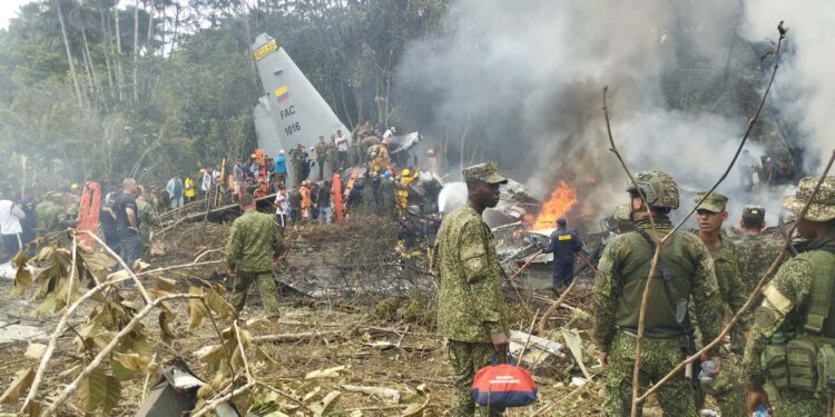 Colombian military plane with 125 people crashes