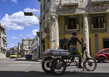 Cuba suffers nationwide blackout after power grid collapse amid fuel crisis