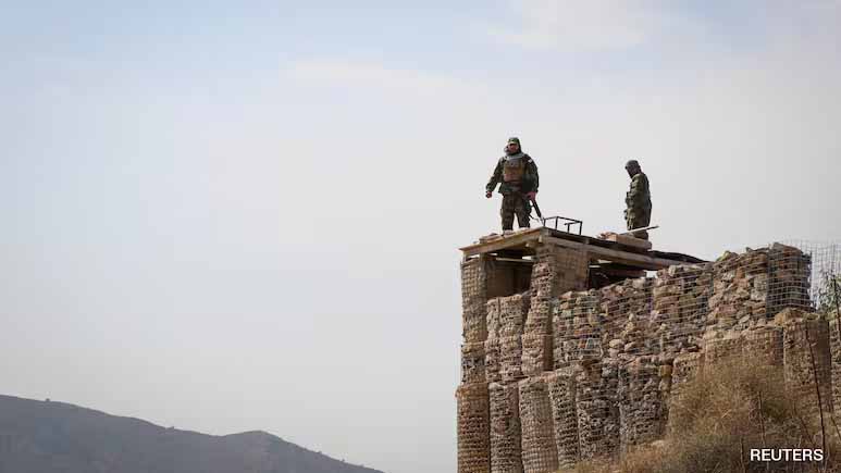 Explosion, Gunfire In Kabul As Afghan Forces Shoot At Pakistani Aircraft