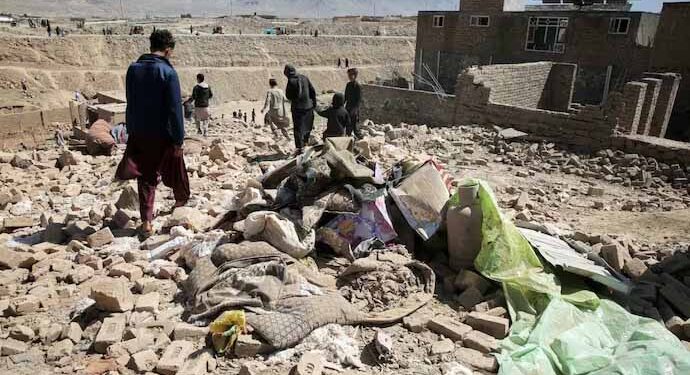 Pakistan bombs Afghanistan again, Taliban retaliates with attack on military camp 1 Pakistan bombs Afghanistan again, Taliban retaliates with attack on military camp