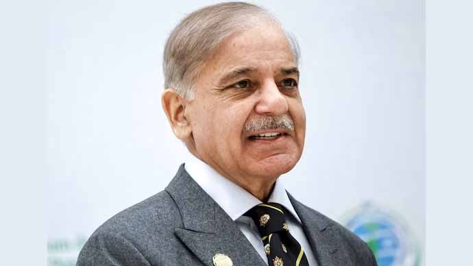 Shehbaz Sharif approves up to 30% salary cuts at Pak’s state firms amid fuel crisis