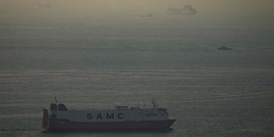 Trump threatens to ‘hit and obliterate’ Iran’s power plants if Strait of Hormuz not reopened in 48 hours