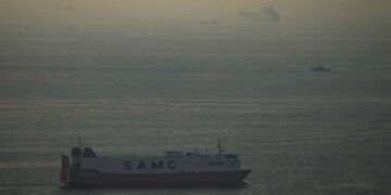 Trump threatens to ‘hit and obliterate’ Iran’s power plants if Strait of Hormuz not reopened in 48 hours