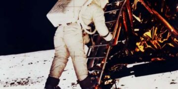 The Twelve Moon Walkers: Humanity’s First Footsteps Beyond Earth