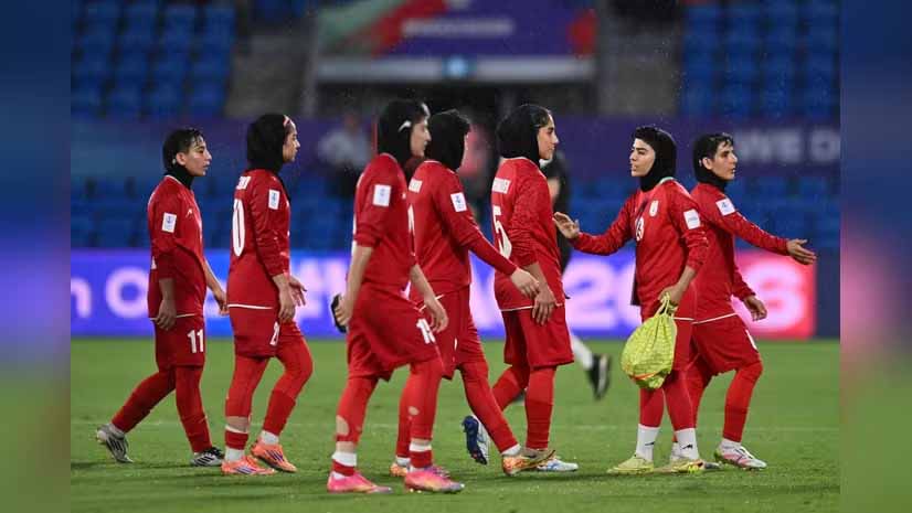 Australia grants humanitarian visas to five Iranian female soccer players