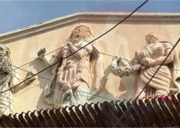 Pakistan’s Relentless Assault on Hindu Heritage: Lord Krishna Idols Desecrated in Karachi’s Historic Building