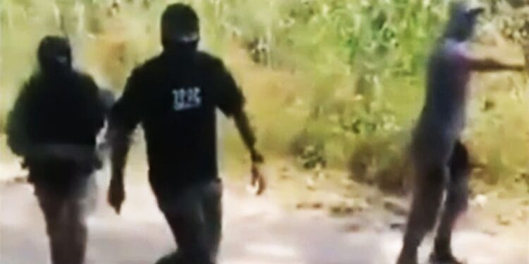 Greek police using masked migrants to forcibly push other migrants back across border 1 Greek police using masked migrants to forcibly push other migrants back across border