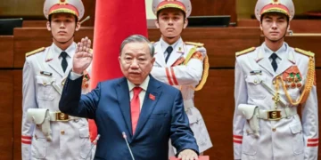 เวียดนามเลือกหัวหน้าพรรคคอมมิวนิสต์เป็นประธานาธิบดี คุมพรรค-รัฐเบ็ดเสร็จ